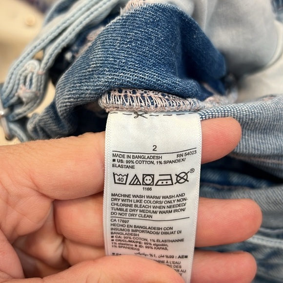 Old Navy Classic Blue Denim Overalls straight leg size 2. - Picture 13 of 13